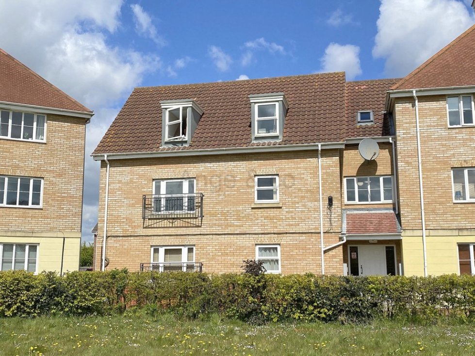 2 bedroom property for sale in Rushton Drive, Carlton Colville, Lowestoft Offers in excess of