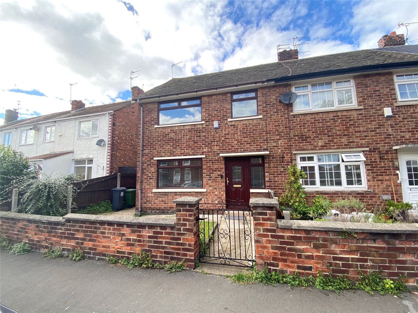 3 bedroom property to let in Hazel Road, Hoylake, Wirral, CH47 £825 pcm