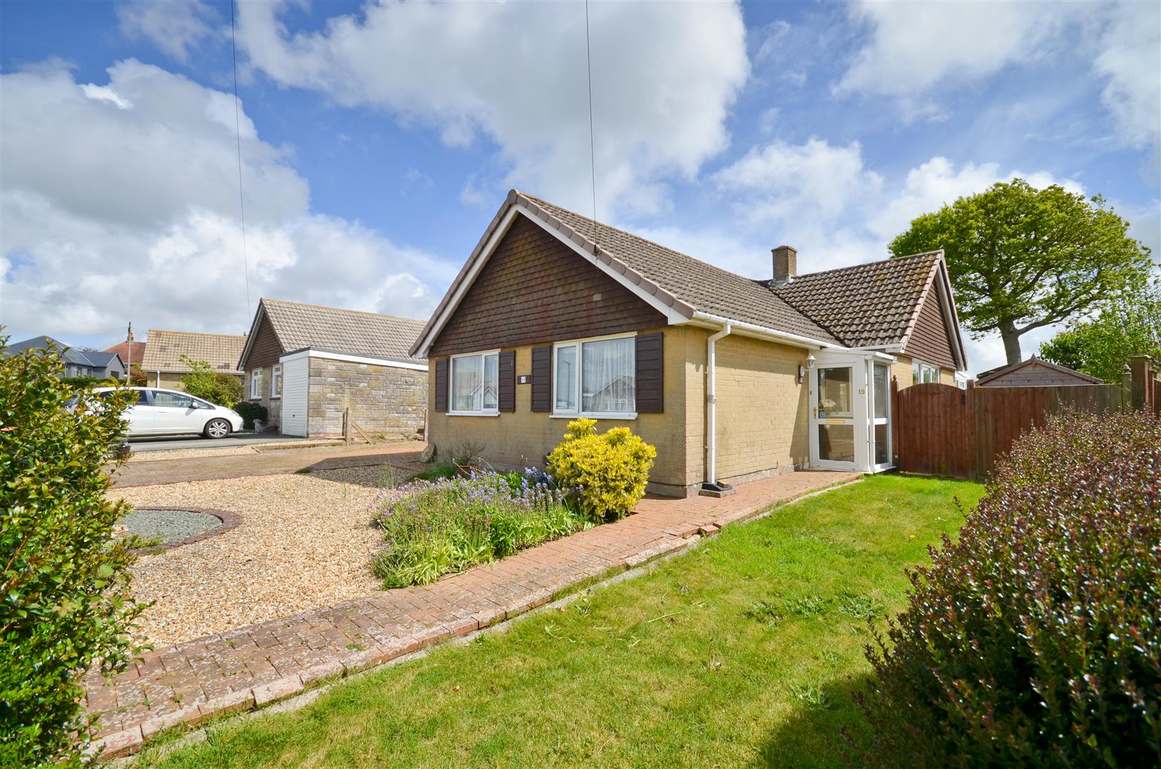 3 bedroom property for sale in Wootton Bridge, Isle of Wight £315,000