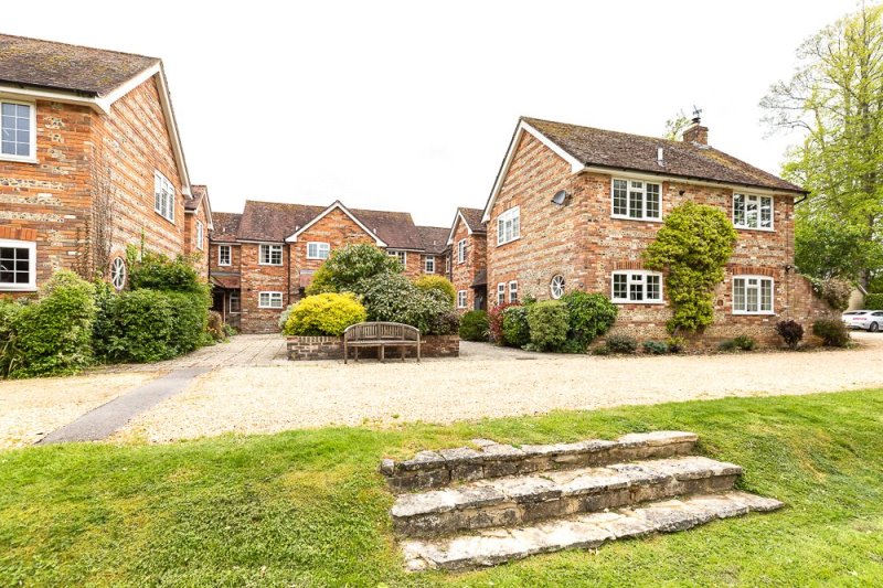 JacksonStops 3 bedroom property for sale in Charlton House Court