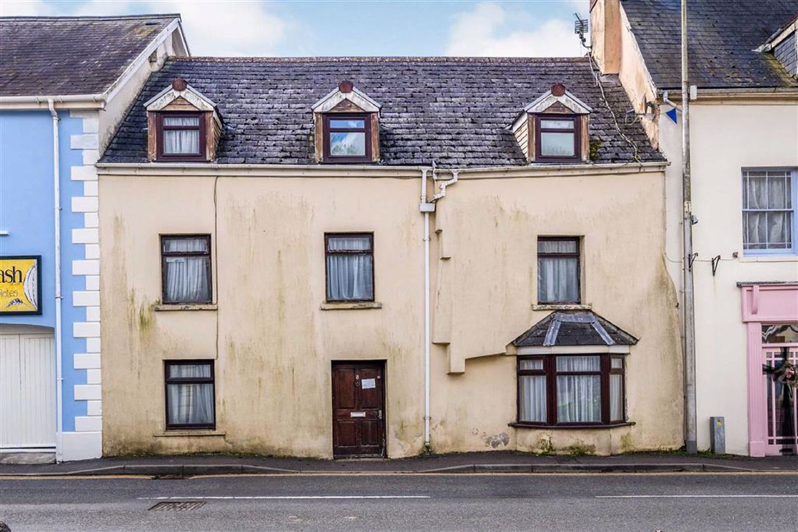 4 bedroom property for sale in Causeway Street, Kidwelly Offers in