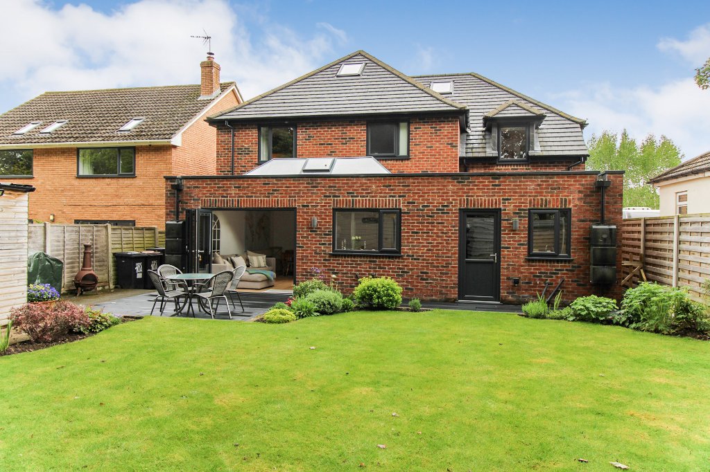 5 bedroom property for sale in Wetherby Road, Knaresborough, HG5