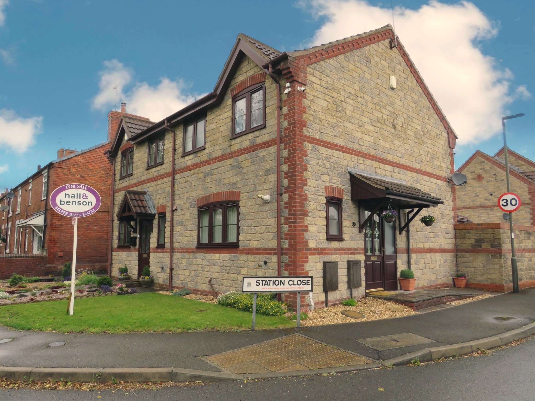 2 bedroom property for sale in Station Close, Kilburn, BELPER Offers