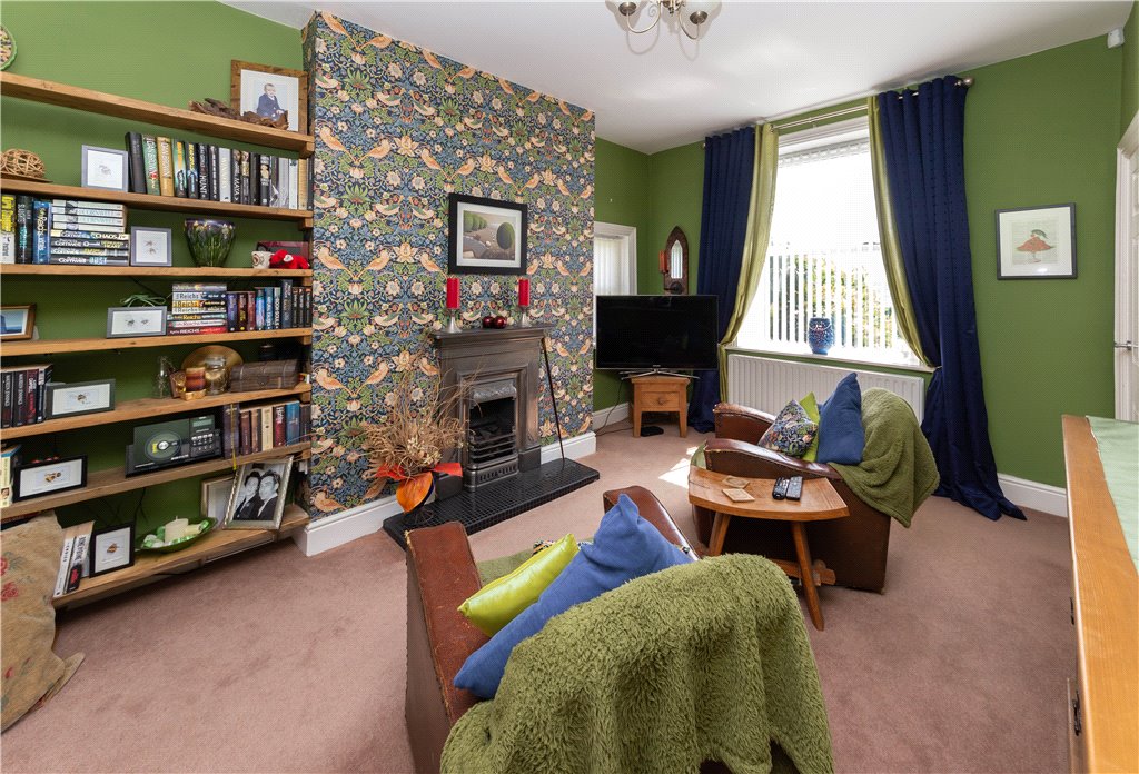 4 bedroom property for sale in Low Laithe Fold, Laycock, Keighley, BD22