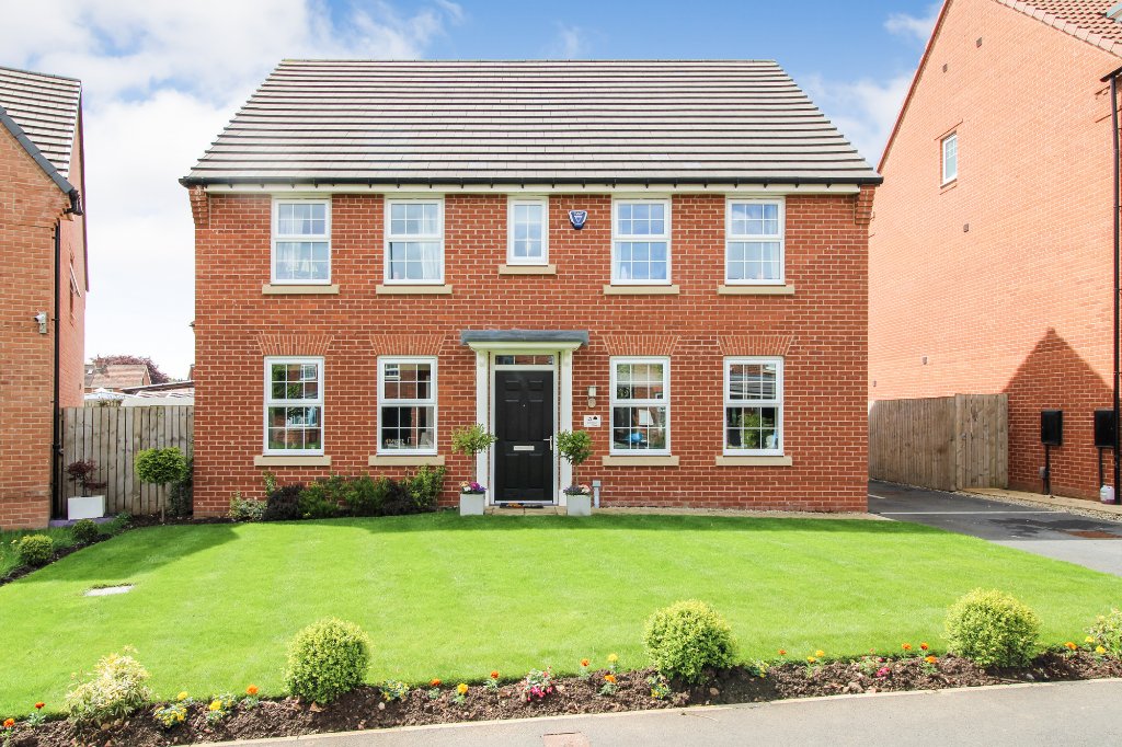 4 bedroom property for sale in Chestnut Drive, Knaresborough, HG5