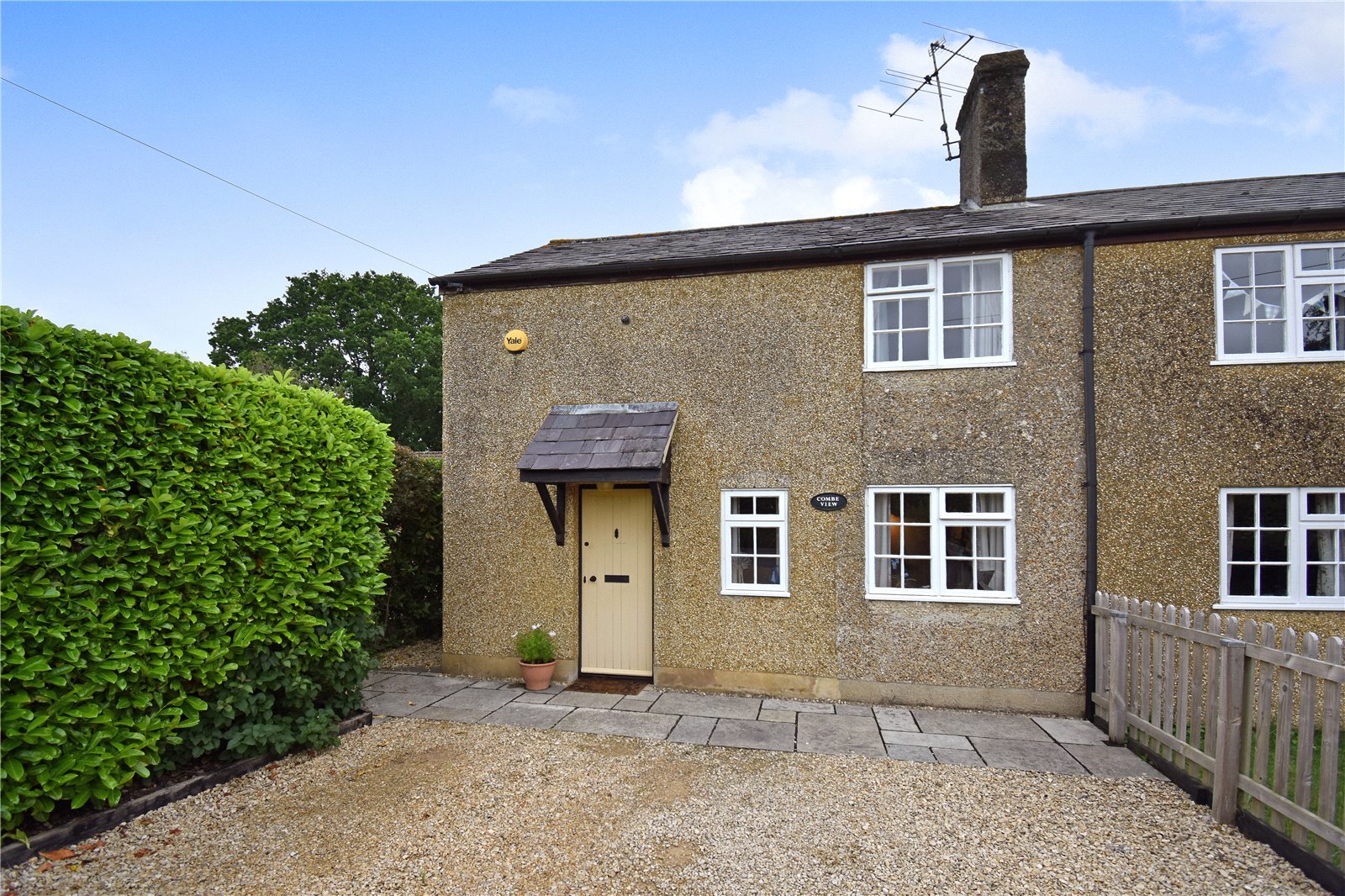 2 bedroom property for sale in Craven Road, Inkpen, Hungerford