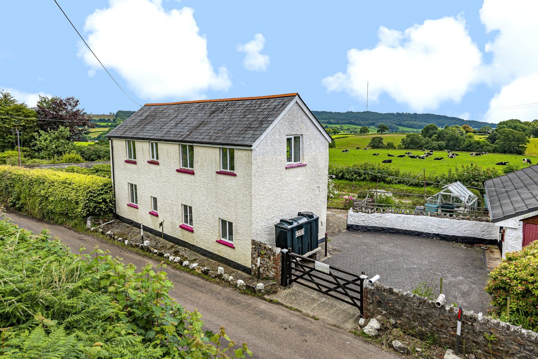 3 bedroom property for sale in Cotleigh, Honiton, Devon, EX14 Guide