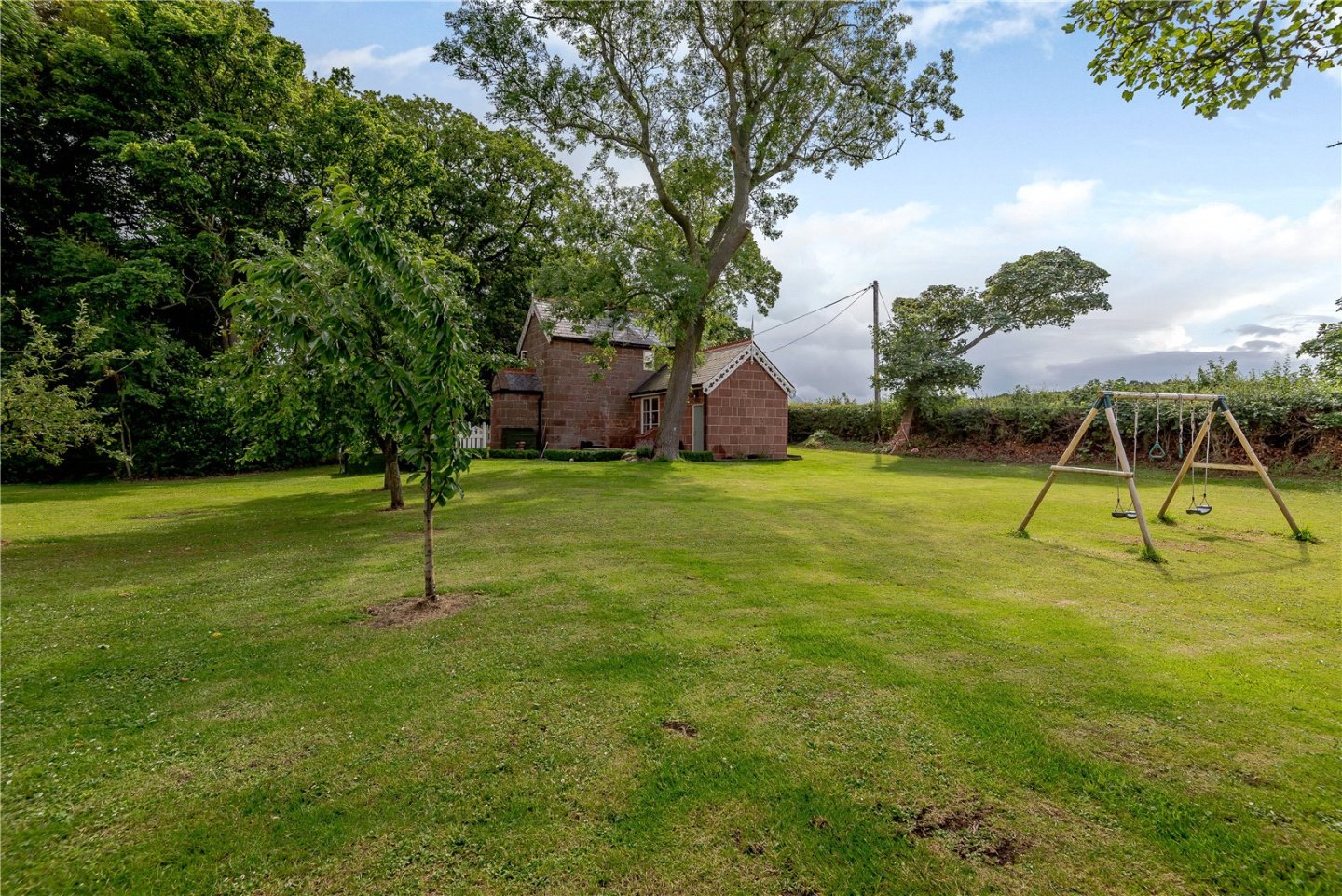 JacksonStops 2 bedroom property for sale in Brimstage Road