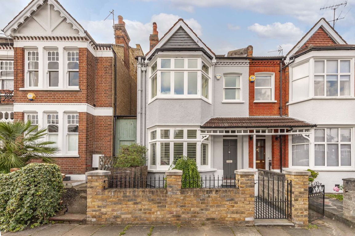 Jacksons 4 bedroom property for sale in Criffel Avenue, Streatham