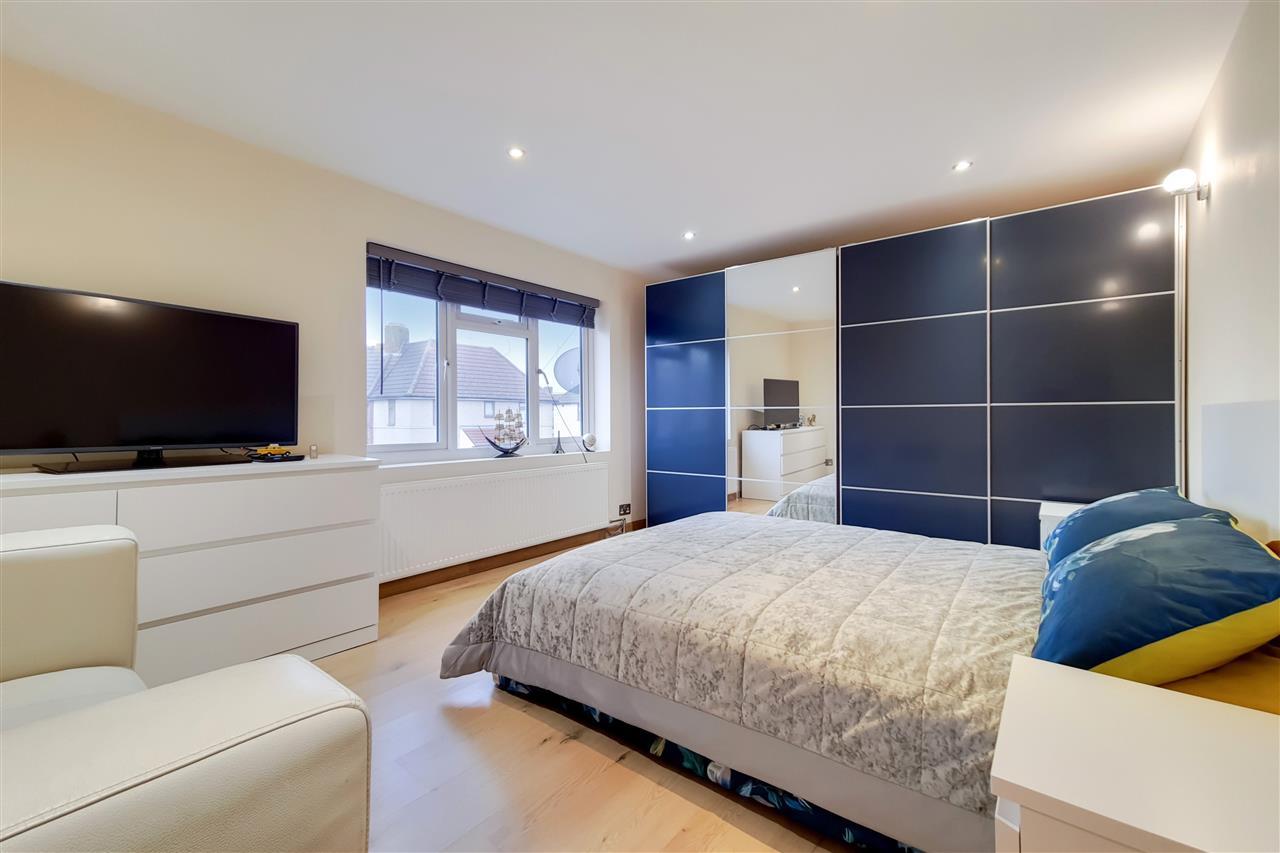 4 bedroom property for sale in Elstow Road, Dagenham, Dagenham £455,000