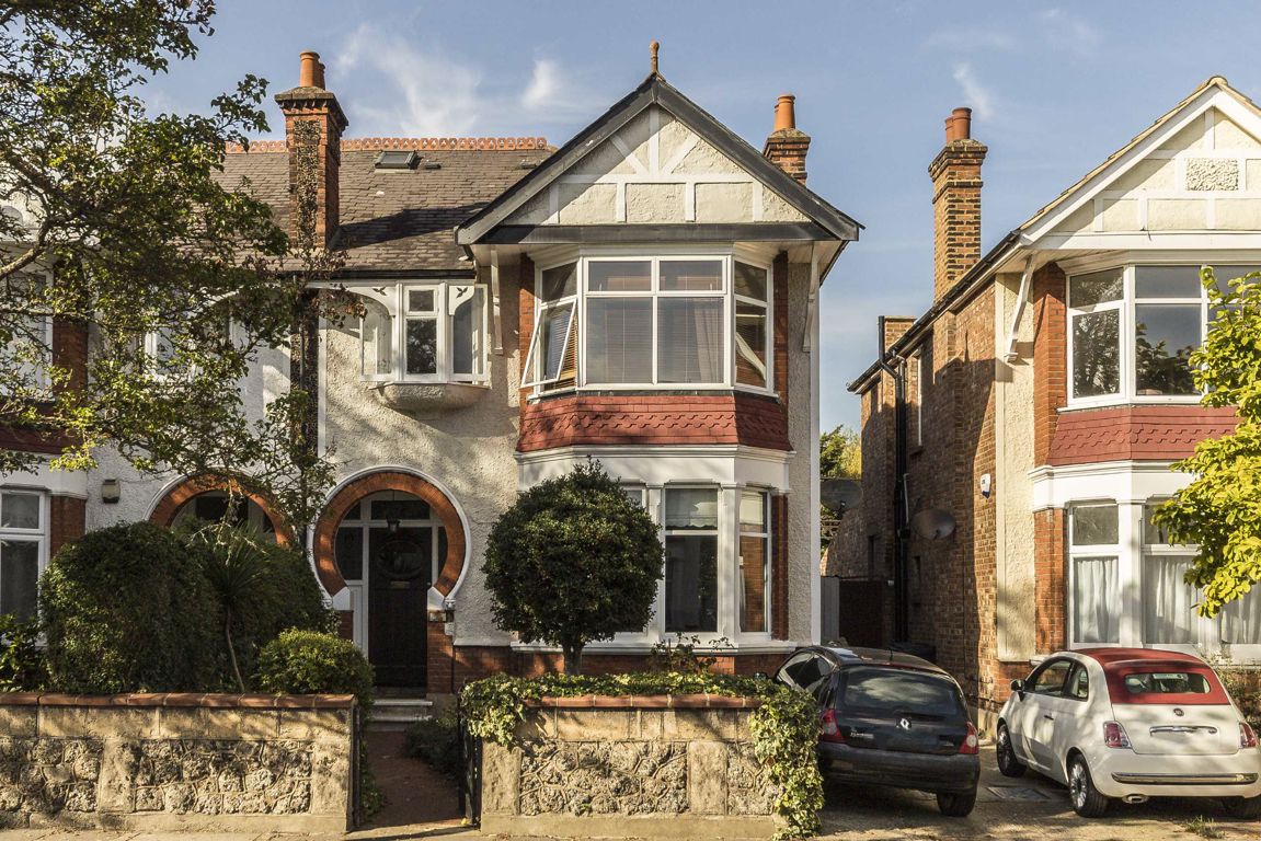 Robertson Smith & Kempson 5 bedroom property for sale in Boileau Road