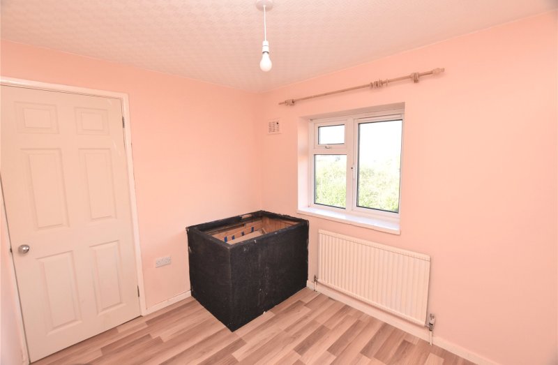 3 bedroom property for sale in Berry Close, Exmouth, Devon, EX8 Guide