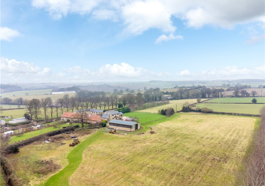 4 bedroom property for sale in Potterton Lane, Barwick in Elmet, Leeds