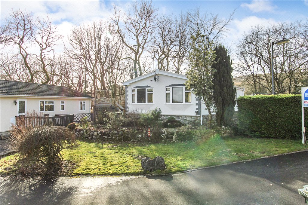 2 bedroom property for sale in Park View Drive, Long Ashes Park