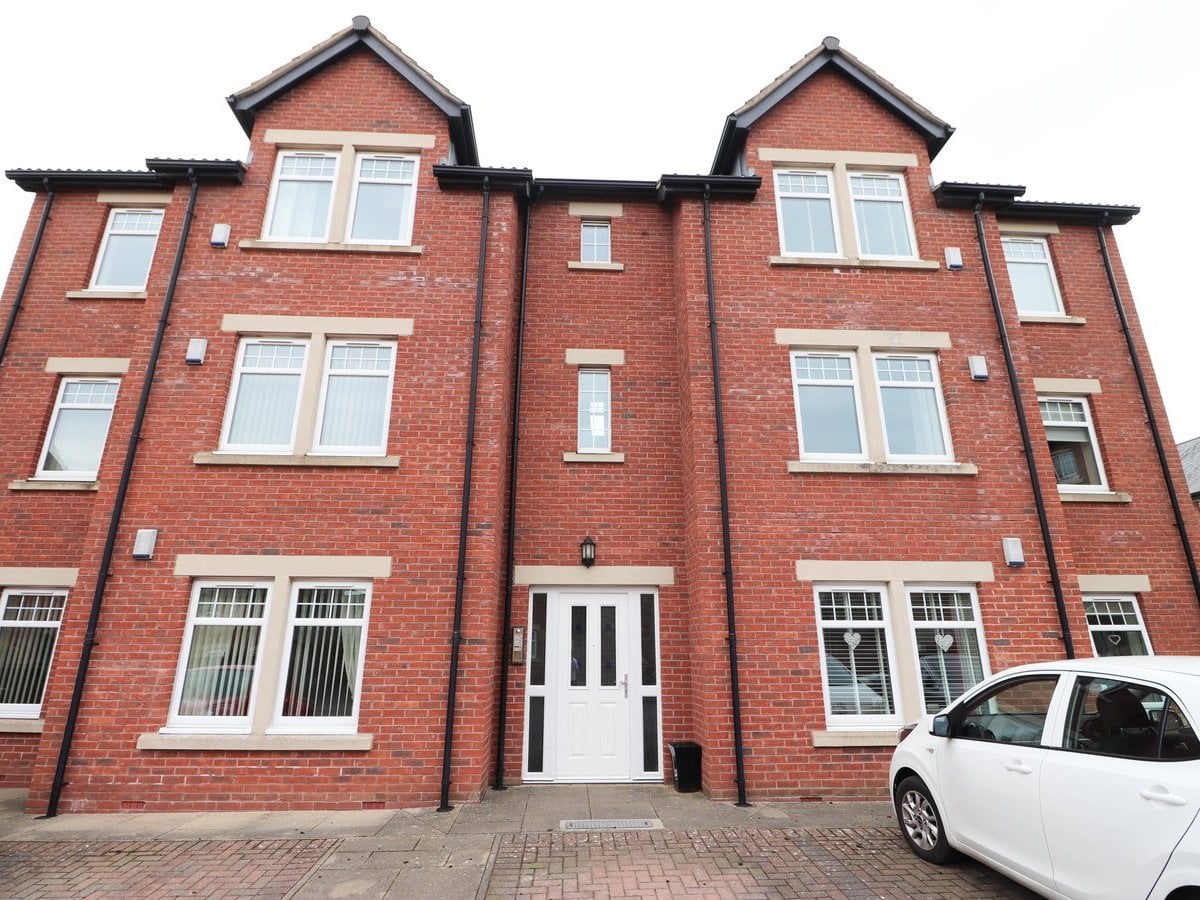 2 bedroom property for sale in Merlin Court, Turnstone Park, Carlisle