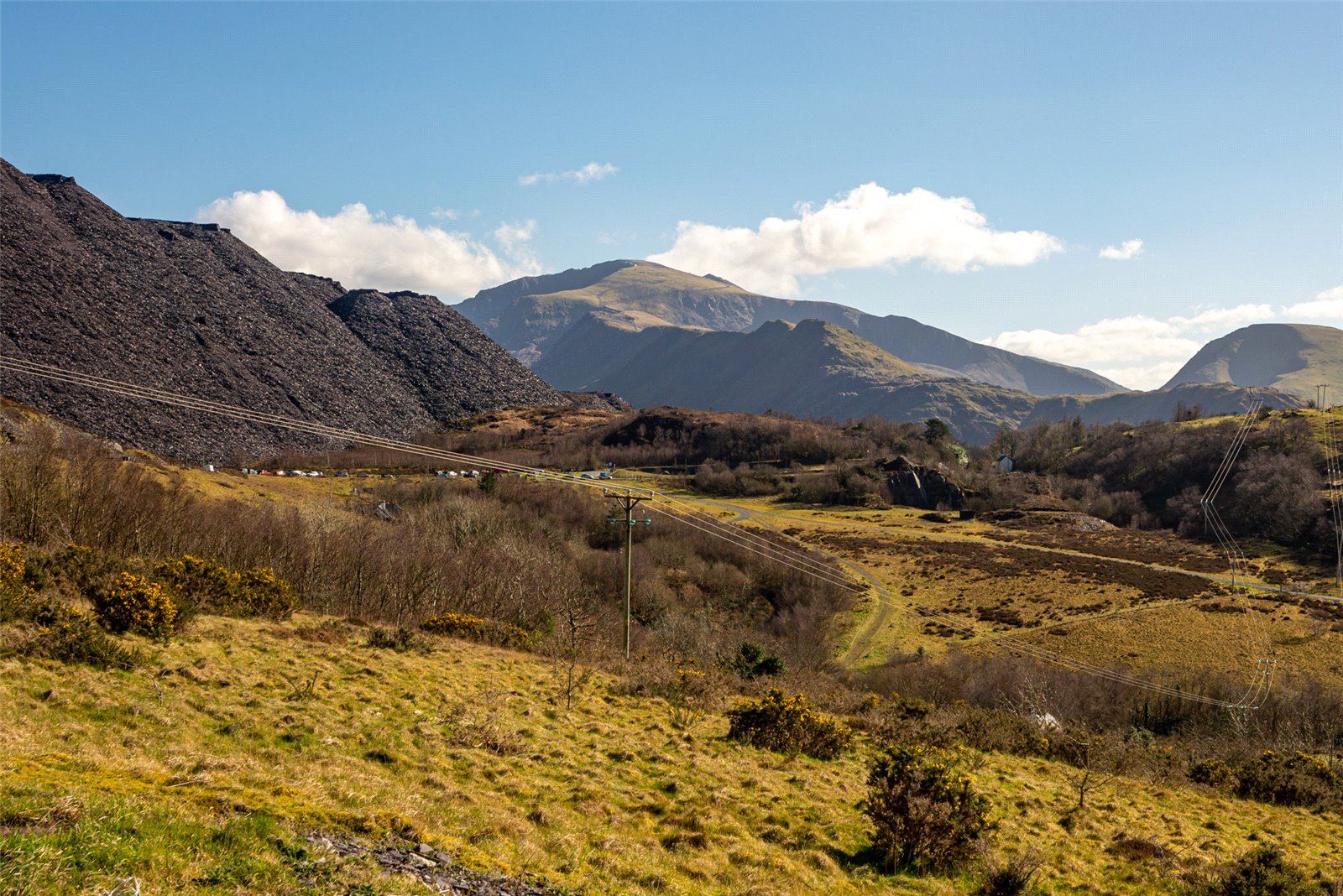 3 bedroom property for sale in Minffordd, Dinorwic, Caernarfon, LL55