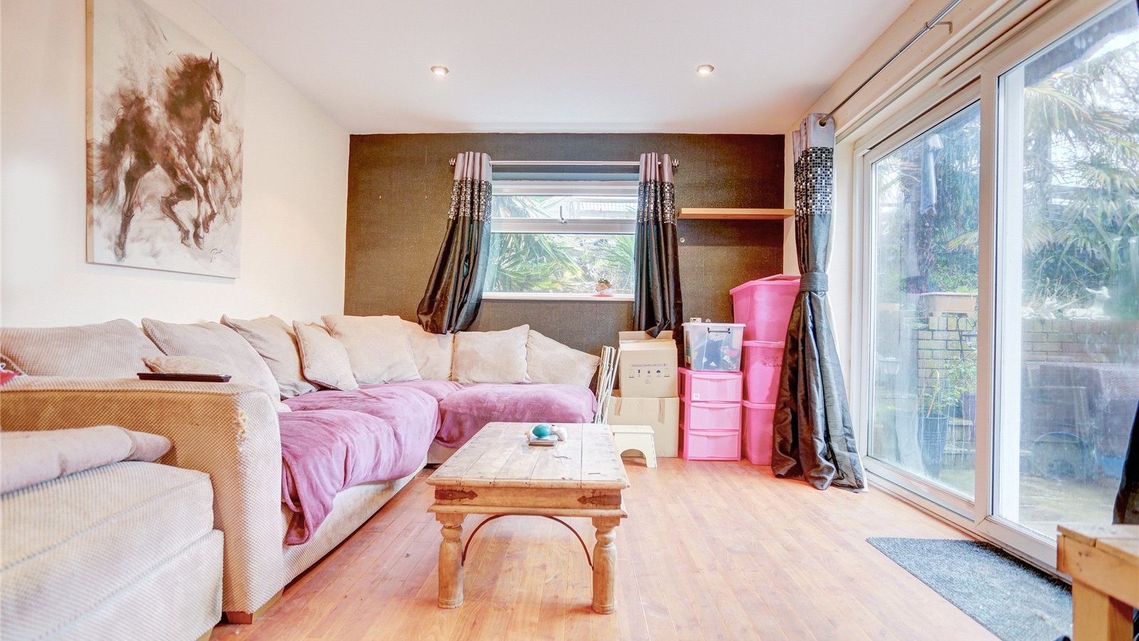 2 bedroom property to let in Thornhill Rise, Portslade, BN41 £1,650 pcm