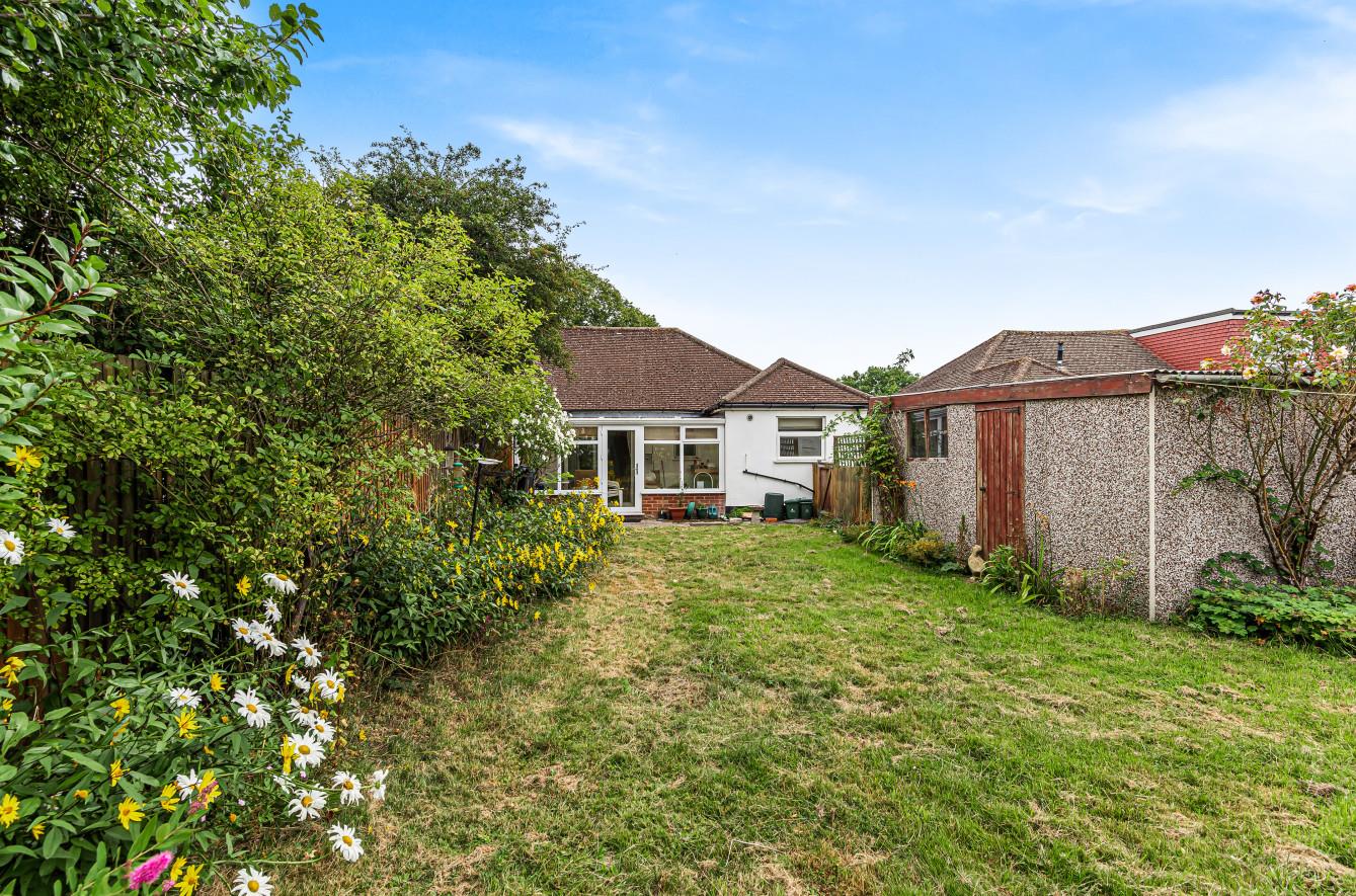 2 bedroom property for sale in Stafford Road, Ruislip £495,000