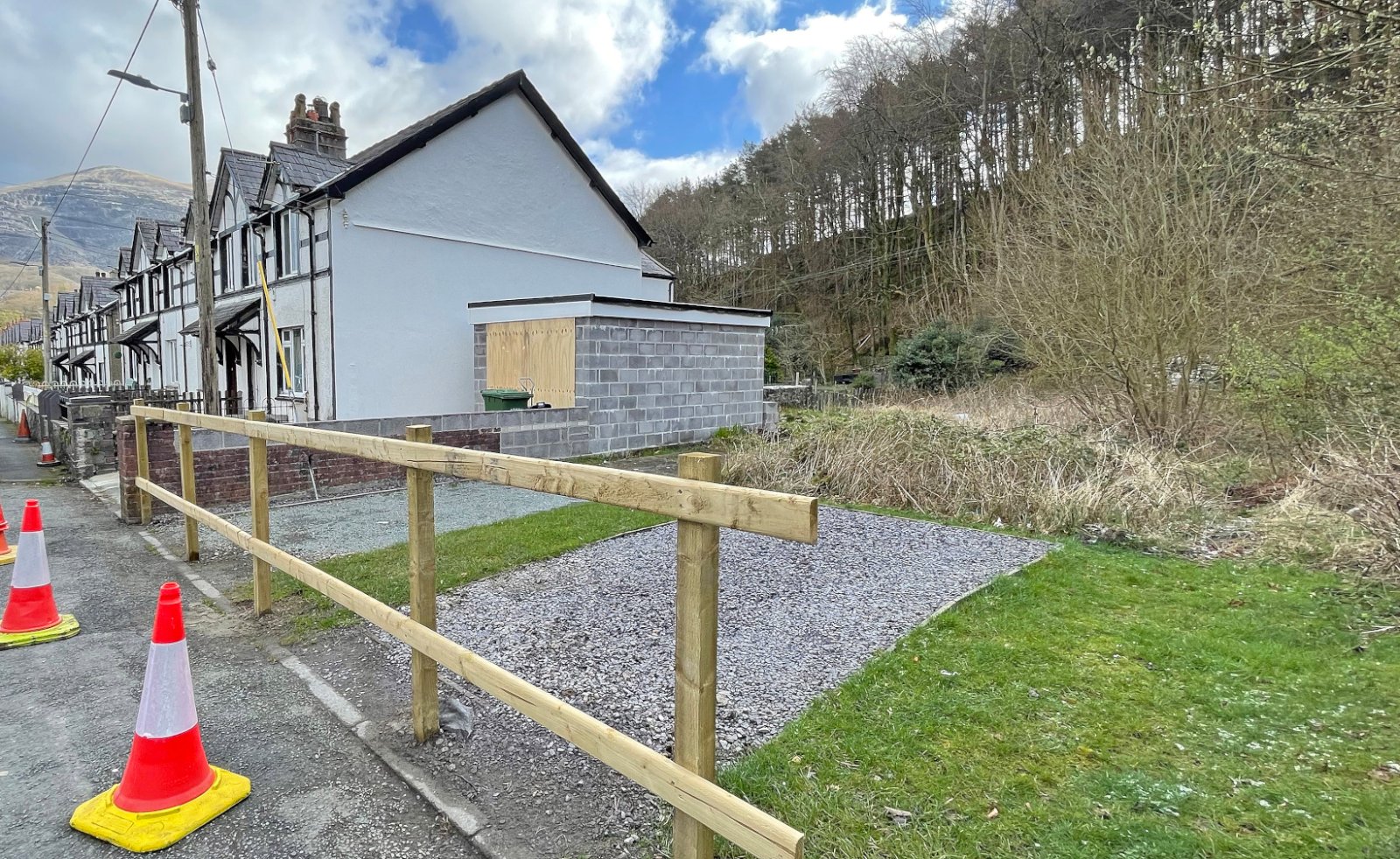 property for sale in Llanberis, Caernarfon, LL55 Offers in the region