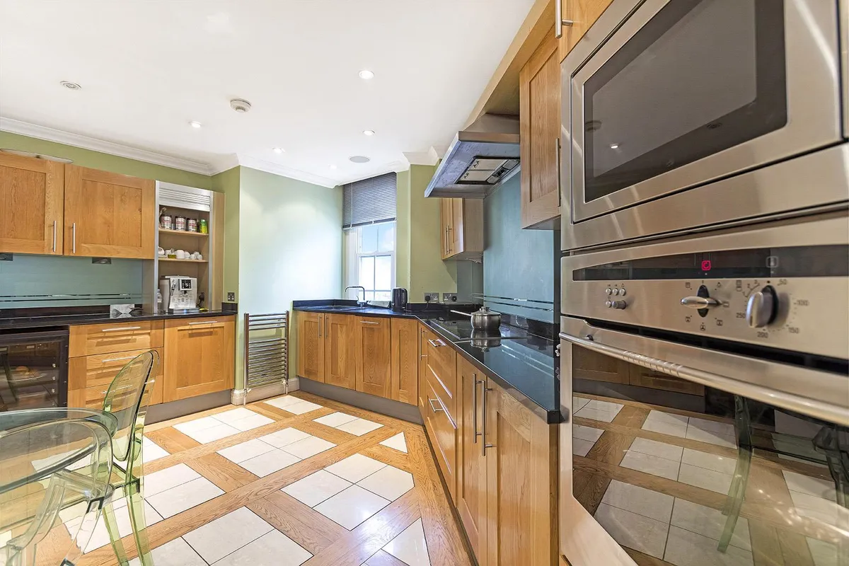 North End House, Fitzjames Avenue, London, W14