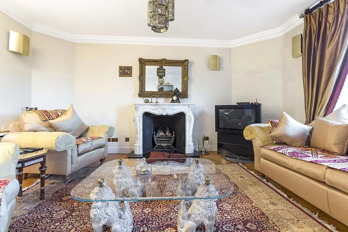 North End House, Fitzjames Avenue, London, W14