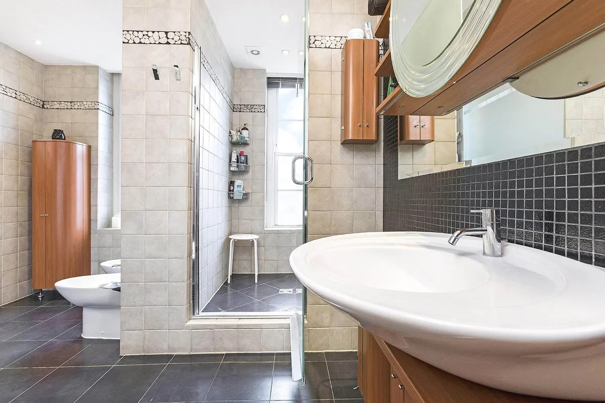 North End House, Fitzjames Avenue, London, W14