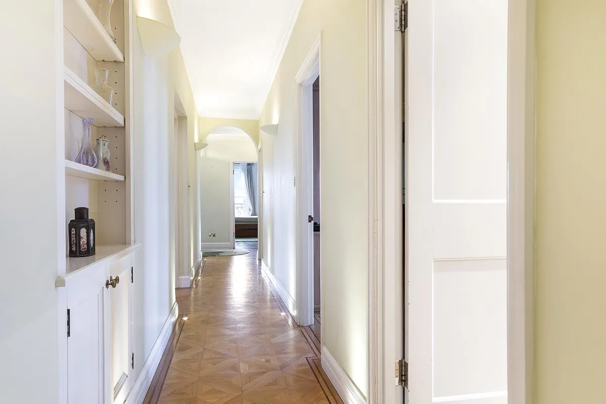 North End House, Fitzjames Avenue, London, W14