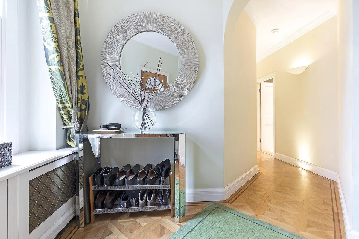 North End House, Fitzjames Avenue, London, W14