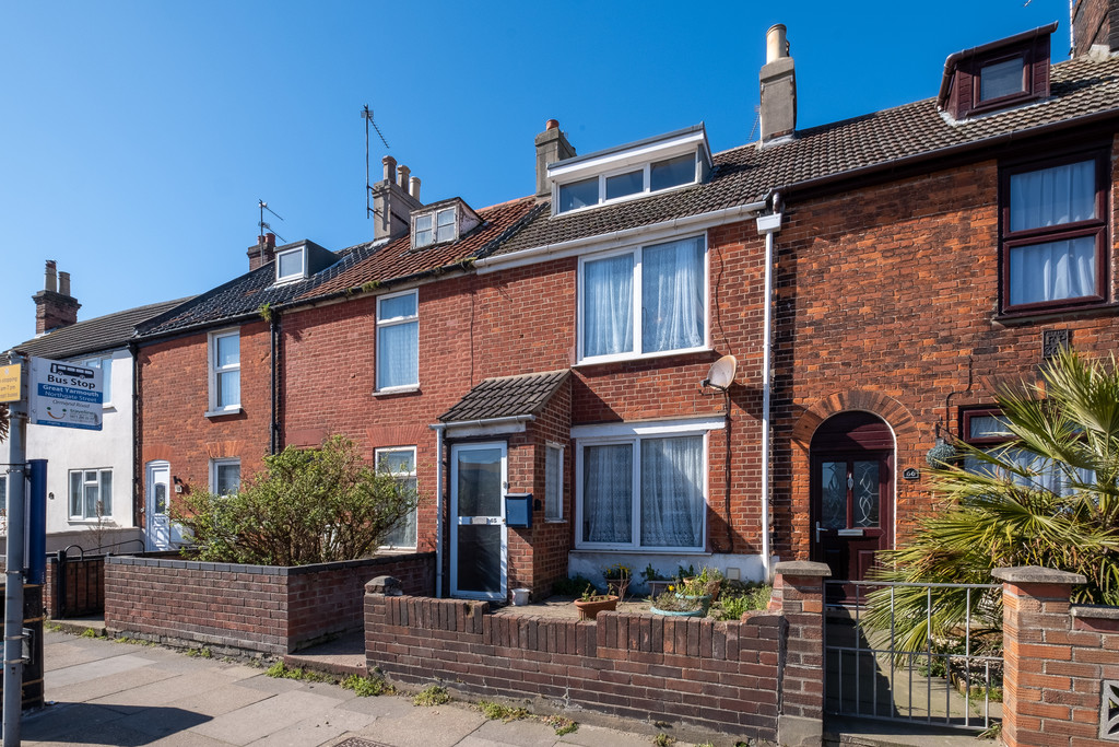 3 bedroom property for sale in Northgate Street, Great Yarmouth £125,000