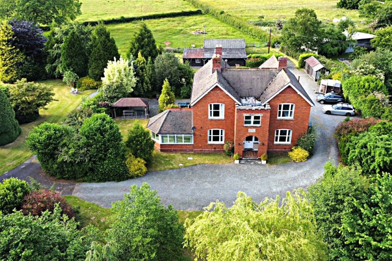 5 bedroom property for sale in Kingsturning, Presteigne, Powys, LD8