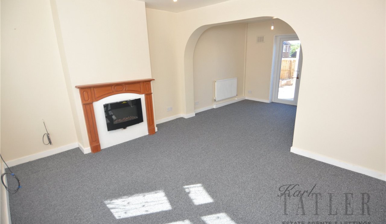 2 bedroom property to let in Orrets Meadow Road, Woodchurch, Wirral
