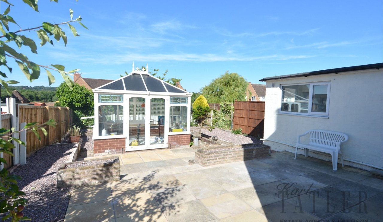 2 bedroom property to let in Orrets Meadow Road, Woodchurch, Wirral