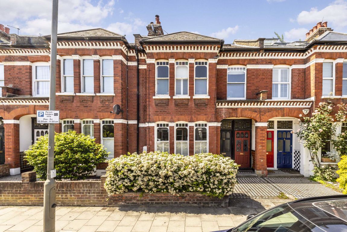 Jacksons 2 bedroom property for sale in Mantilla Road, Tooting £750,000