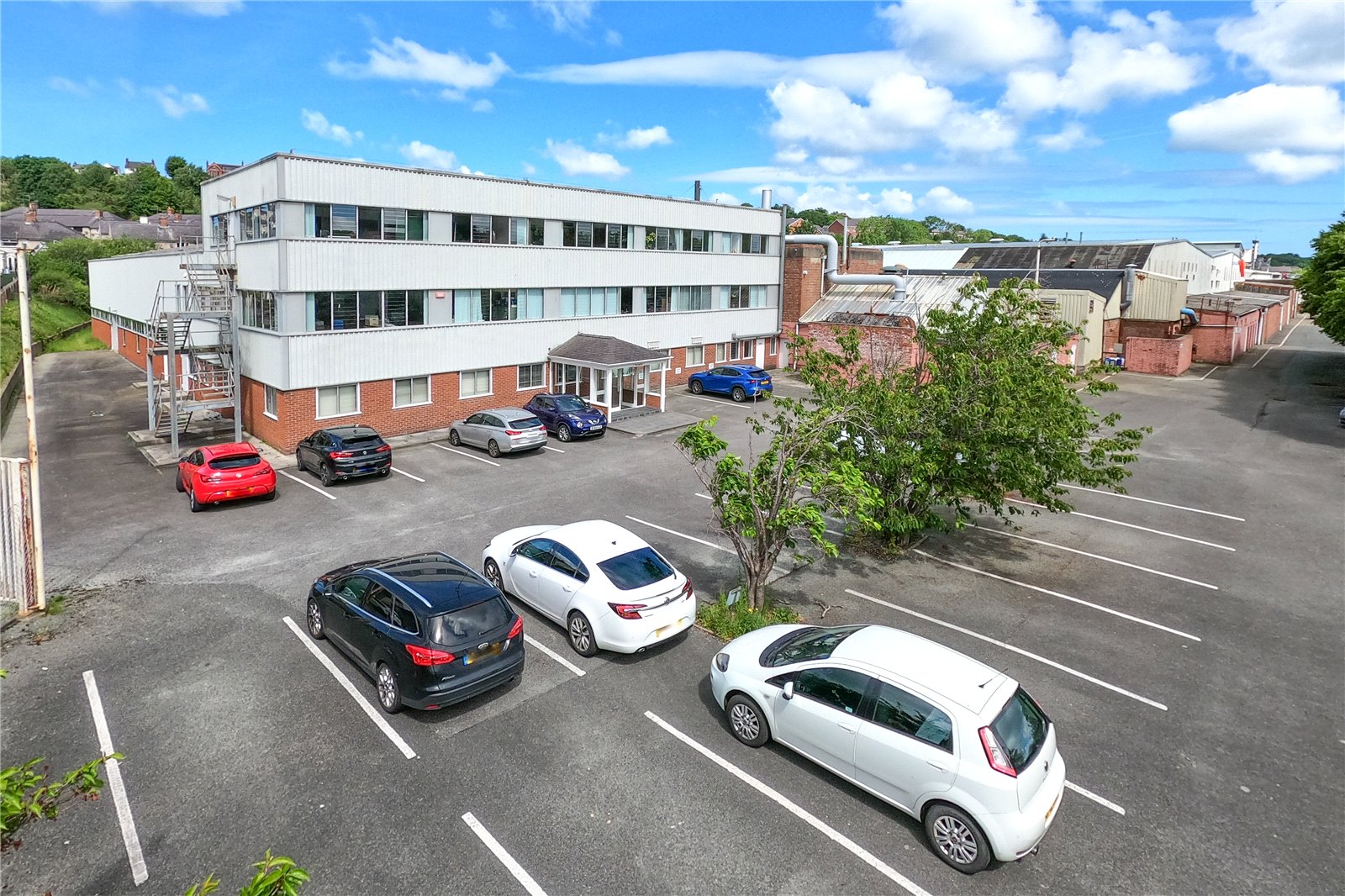 property for sale in Caernarfon Road, Bangor, Gwynedd, LL57 Guide