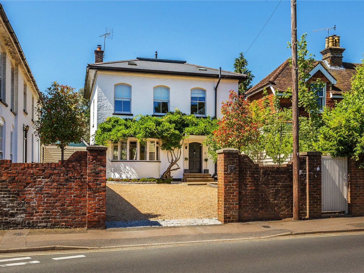 JacksonStops 5 bedroom property for sale in Linkfield Lane, Redhill