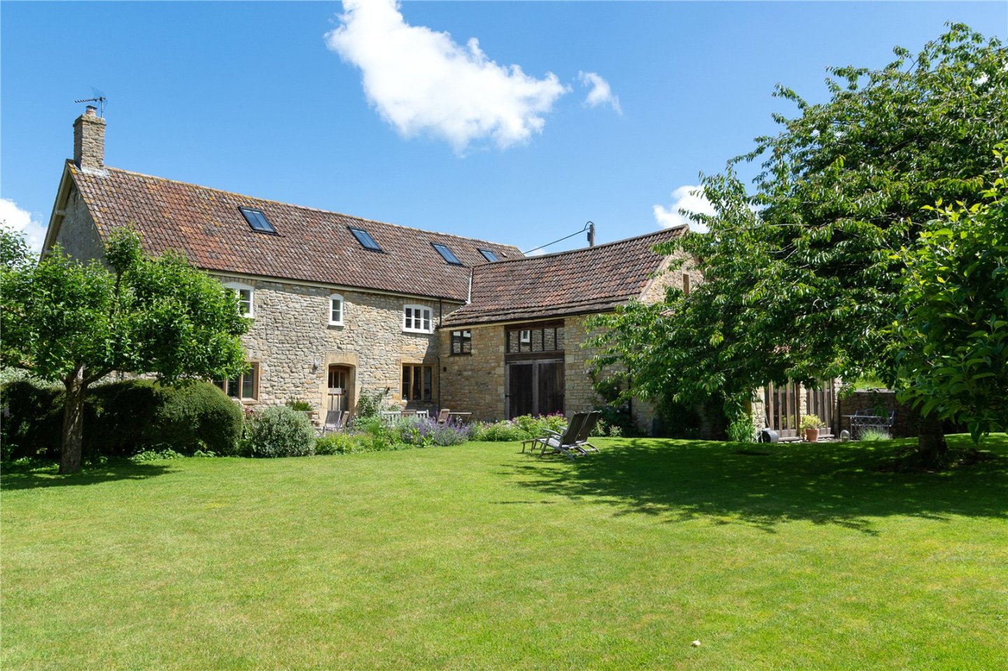 JacksonStops 6 bedroom property for sale in Milborne Wick, Sherborne
