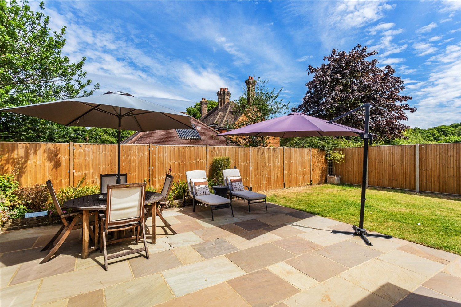 JacksonStops 3 bedroom property for sale in Stoneleigh Road