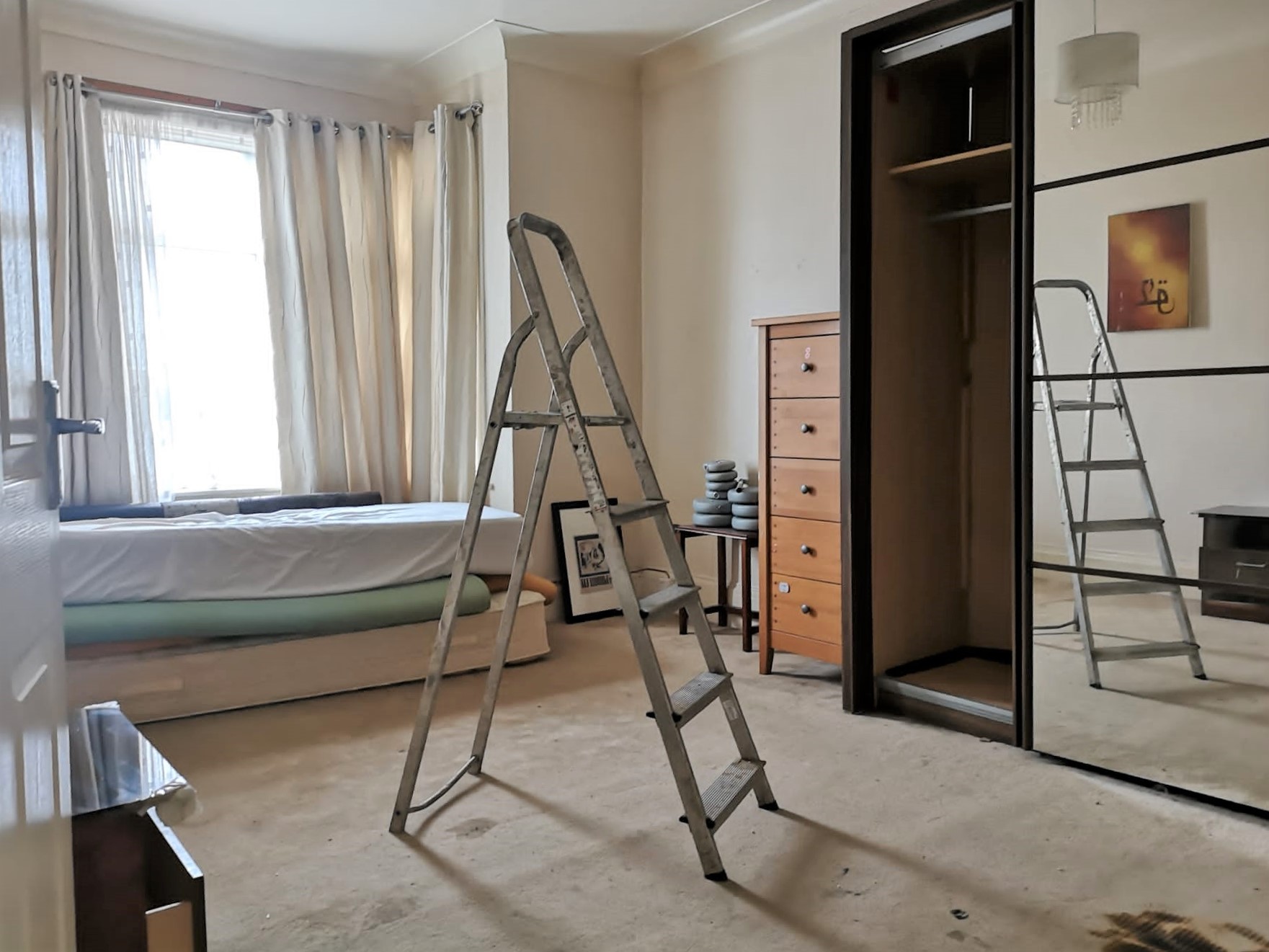 Four Bedroom Maisonette  To Let  West Hendon Broadway  NW9 7AA Image 8