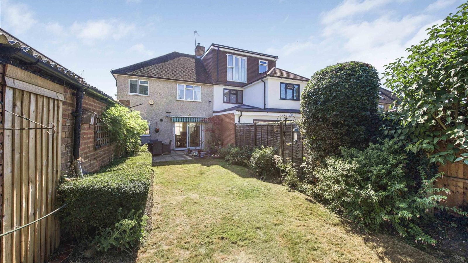 3 bedroom property for sale in Clovelly Avenue, Ickenham £675,000