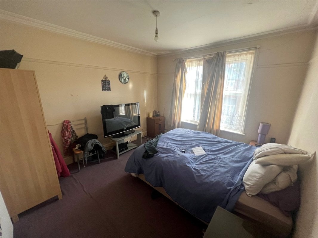 2 bedroom property for sale in Alma Road, Winton, Bournemouth, BH9 £195,000