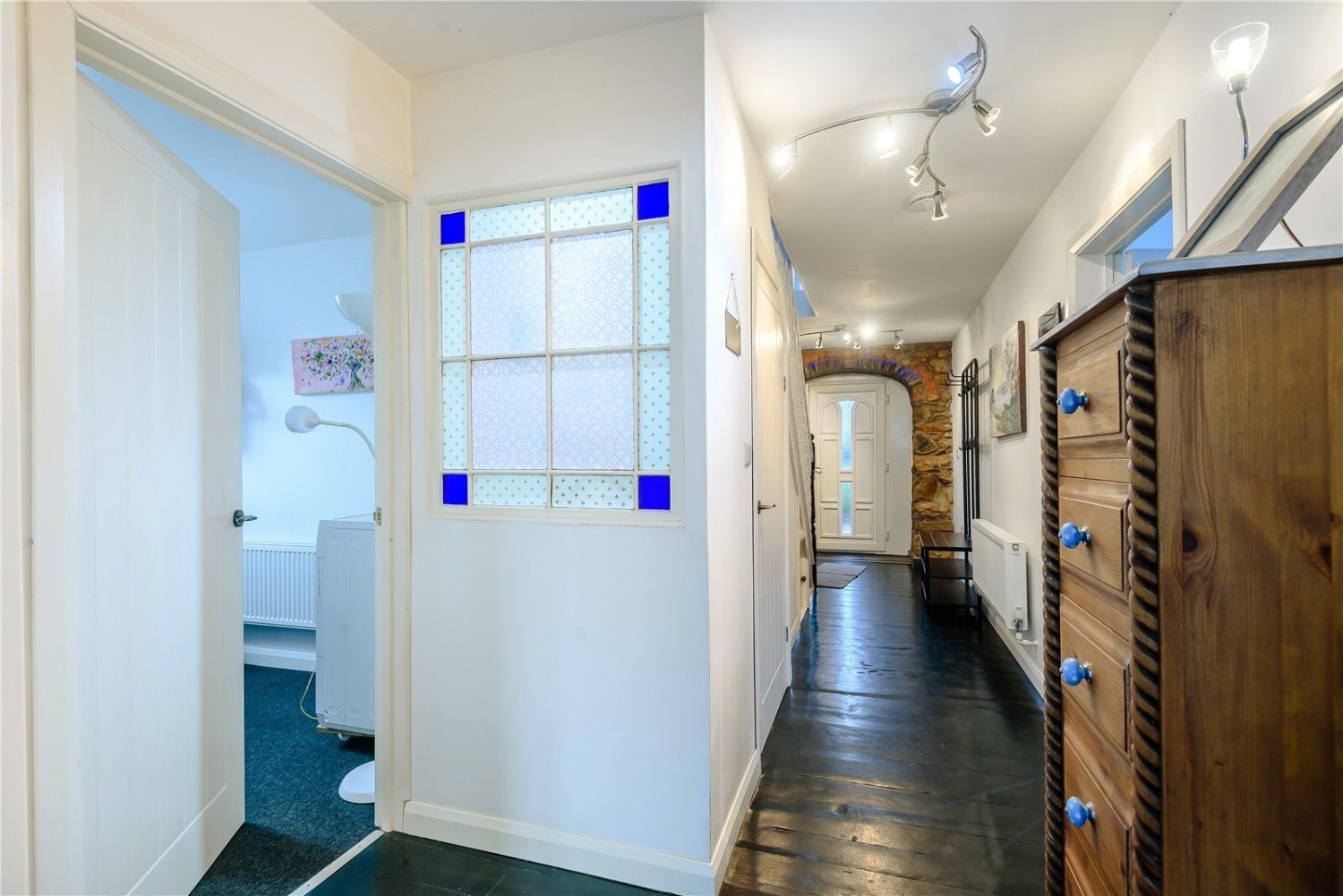 JacksonStops 4 bedroom property for sale in Rhedyw Road, Llanllyfni