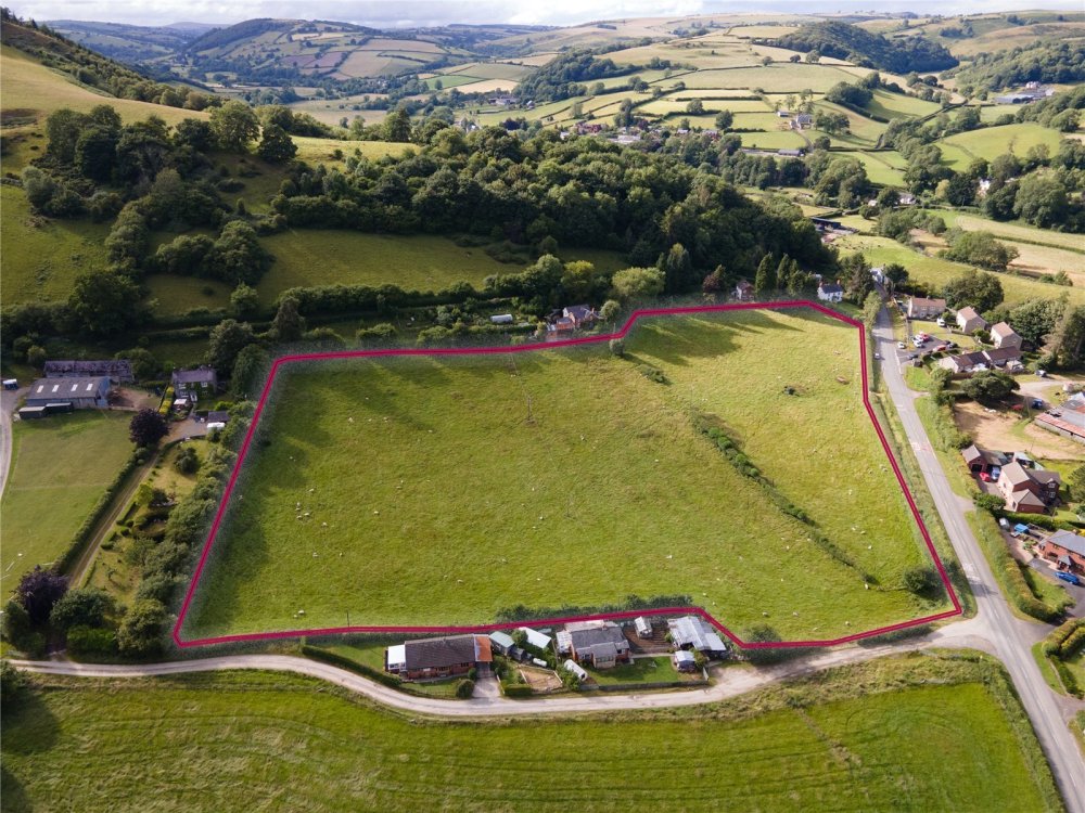 4 bedroom property for sale in Lloyney, Knighton, Powys, LD7 Guide