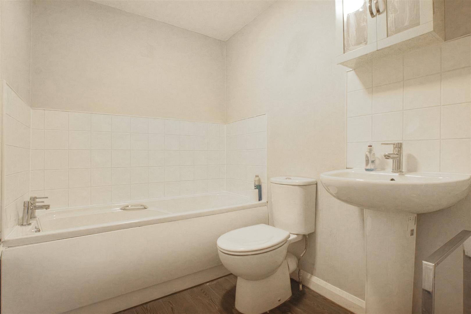 2 bedroom property for sale in Shortheath Road, Moira £185,000