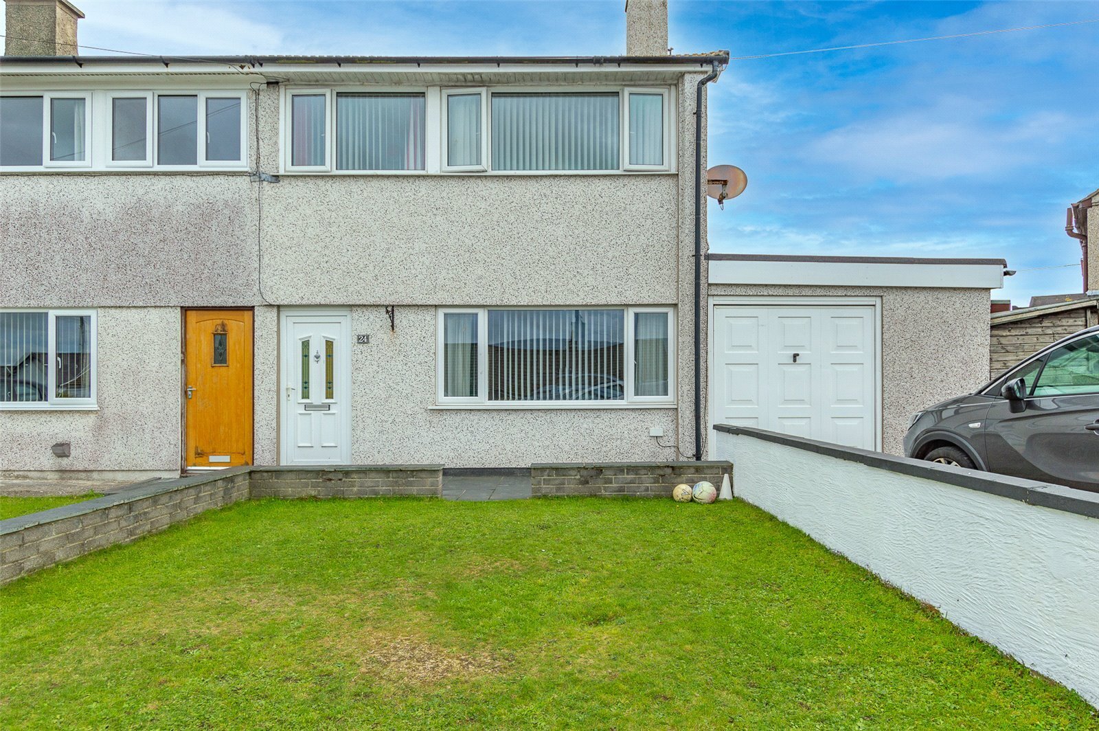 3 bedroom property for sale in Bryn Hwfa, Rhostrehwfa, Llangefni, LL77