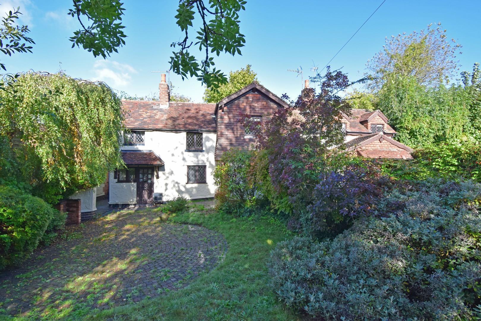 3 bedroom property for sale in Nailers Cottage, 49 Lickey Rock, Marlbrook, Bromsgrove, B60 1HF