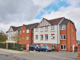 Winchmore Hill Road, London photo
