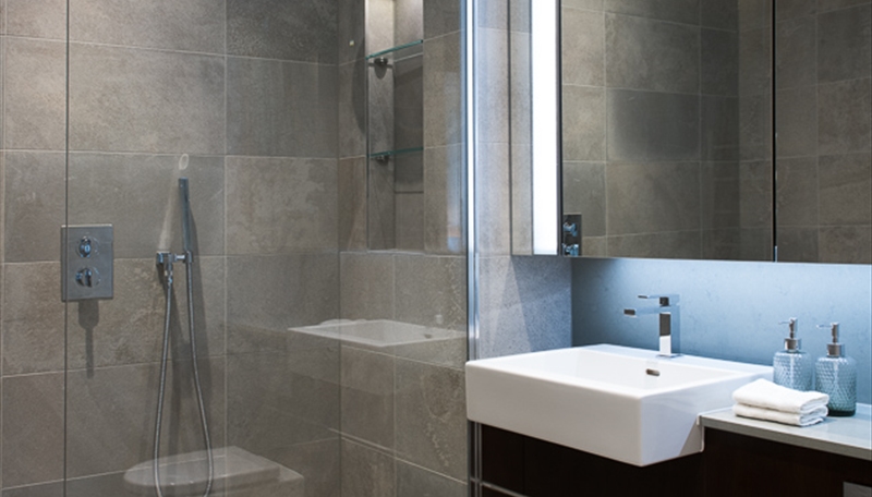 TWO BEDROOM APARTMENT  TO LET  CHARLES CLOWES WALK  NINE ELMS  SW11 Image 9