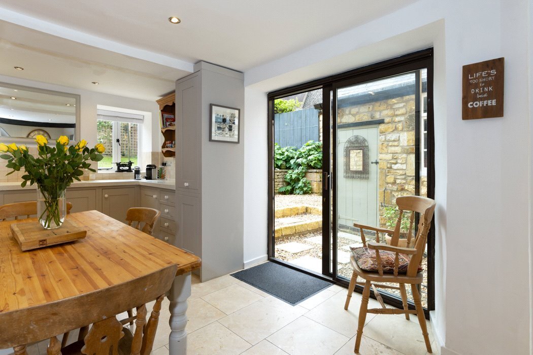 JacksonStops 3 bedroom property for sale in Leysbourne, Chipping