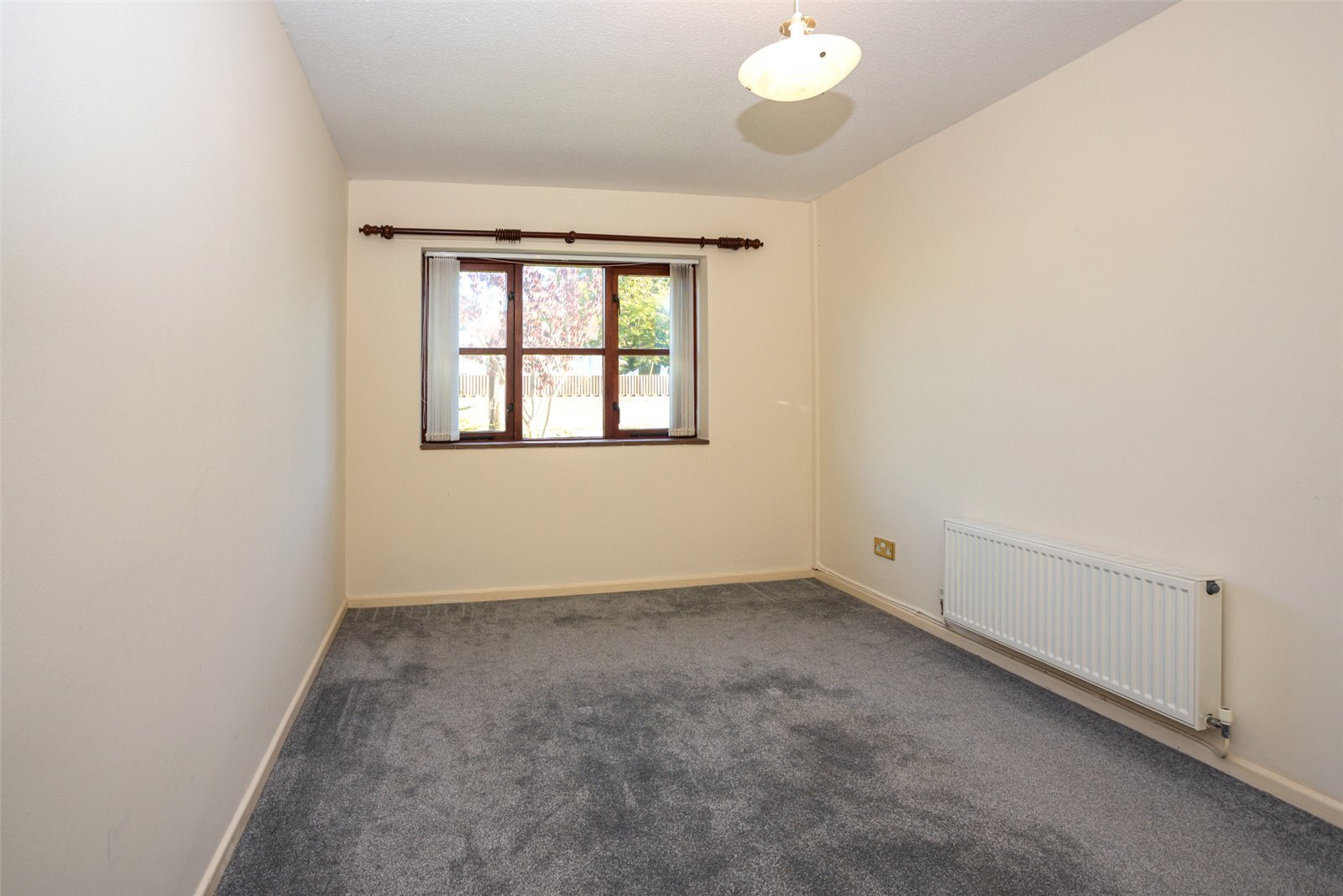 3 bedroom property for sale in Maes Y Llan, Llandwrog, Caernarfon, LL54 Offers over £250,000