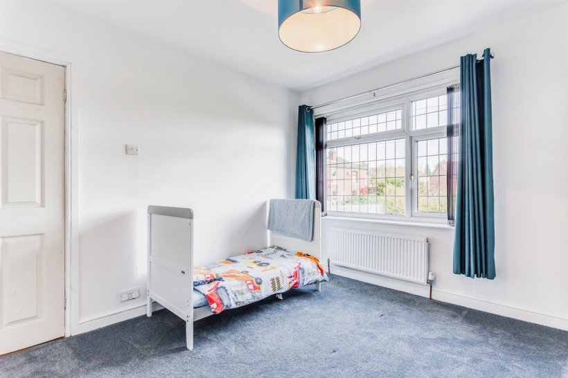 Lime Pit Lane, Stanley, Wakefield 3 bedroom terraced house William